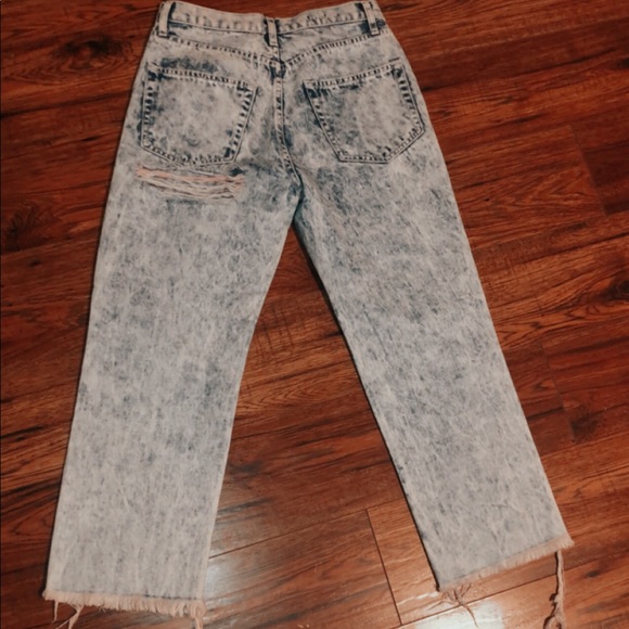 WHITE WASHED RIPPED JEANS - Picture 2 of 7